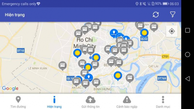 Tại giao diện ch&iacute;nh, người d&ugrave;ng c&oacute; thể chạm v&agrave;o c&aacute;c trạm đo kiểm (m&agrave;u v&agrave;ng) để xem t&igrave;nh h&igrave;nh lượng mưa v&agrave; th&ocirc;ng b&aacute;o triều cường. C&aacute;c điểm m&agrave;u x&aacute;m l&agrave; nơi gắn c&aacute;c camera gi&aacute;m s&aacute;t theo thời gian thực những địa điểm c&oacute; thể xảy ra ngập.