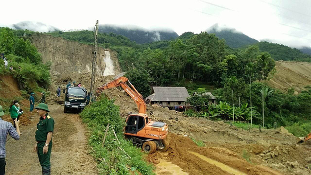 Hiện trường sự việc. (Ảnh: D&acirc;n tr&iacute;).