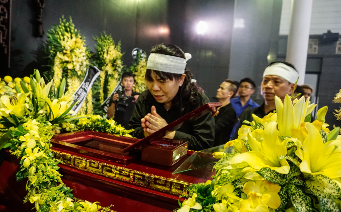 X&uacute;c động tại lễ tang thầy Văn Như Cương