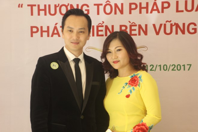 Lễ trao giải Cuộc thi 'Thượng t&ocirc;n ph&aacute;p luật, ph&aacute;t triển bền vững'