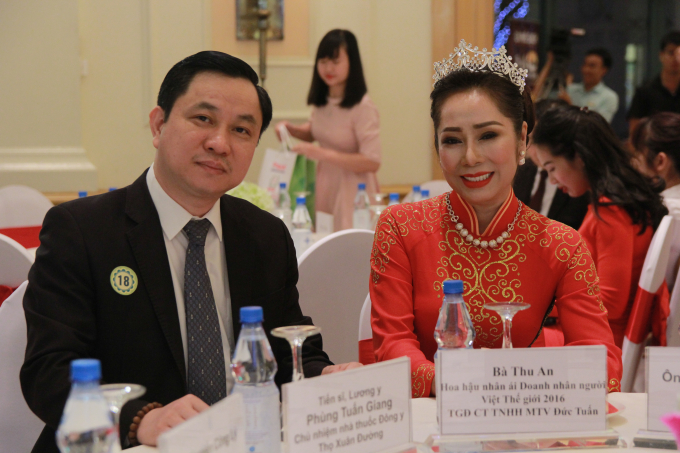 20 doanh nh&acirc;n, doanh nghiệp được t&ocirc;n vinh