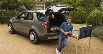 Khi Land Rover "bị" biến thành căn bếp di động