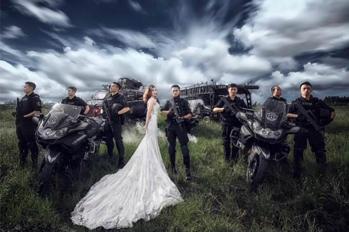 Bộ ảnh cưới độc nhất v&ocirc; nhị l&agrave;m x&ocirc;n xao mạng x&atilde; hội Trung Quốc.Nguồn Sonu