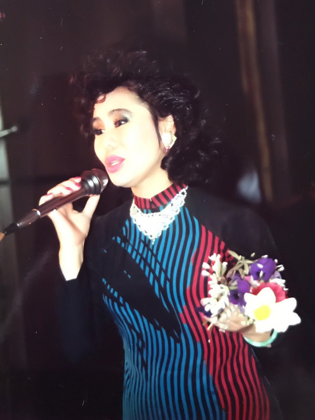 Danh ca Thanh Tuyền thời trẻ.