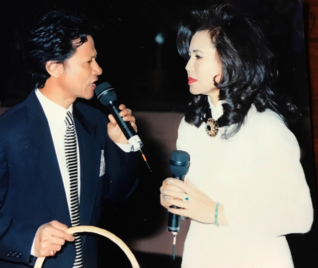 Ngỡ ng&agrave;ng trước nhan sắc thời trẻ của danh ca Thanh Tuyền