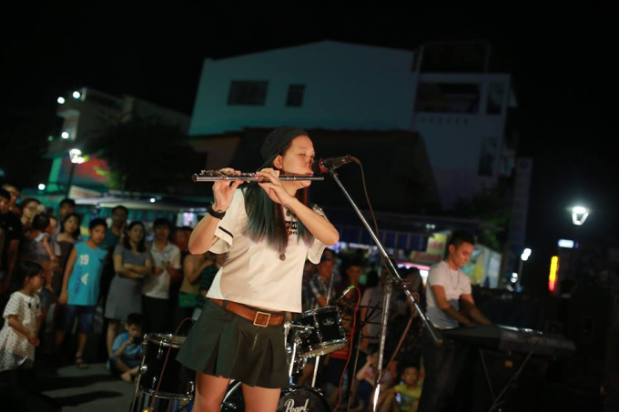 Tiết mục thổi s&aacute;o s&acirc;u lắng (Ảnh: Nhật Minh)