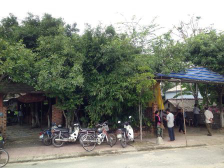 Gia đ&igrave;nh đang lo hậu sự cho nạn nh&acirc;n xấu số. (Ảnh: ĐT)