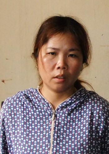 B&ugrave;i Thị Hương, chủ nh&agrave; nghỉ Thanh Sơn, khai điều h&agrave;nh đường d&acirc;y b&aacute;n d&acirc;m.