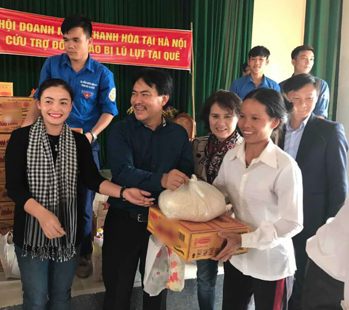 1.200 suất qu&agrave; đ&atilde; đến được với b&agrave; con v&ugrave;ng lũ tại Thanh H&oacute;a.&nbsp;