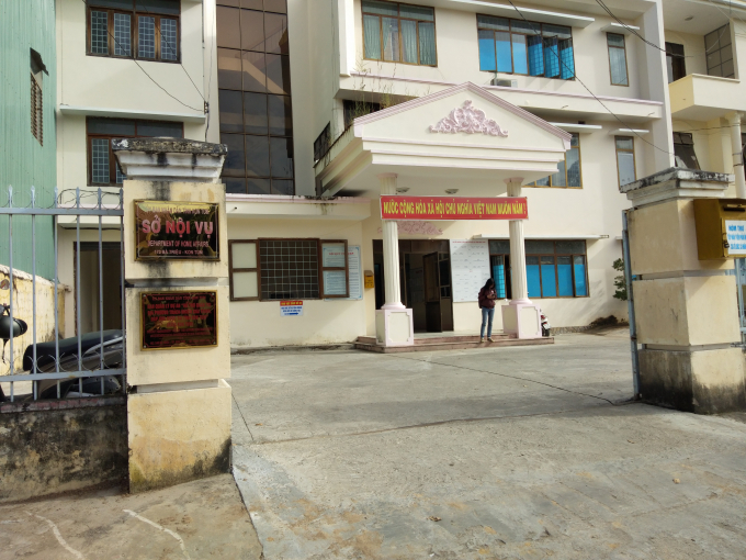 Sở Nội Vụ Kon Tum nơi đ&atilde; tham mưa cho 6 trường hợp v&agrave;o c&ocirc;ng chức kh&ocirc;ng qua thi tuyển tr&aacute;i quy định