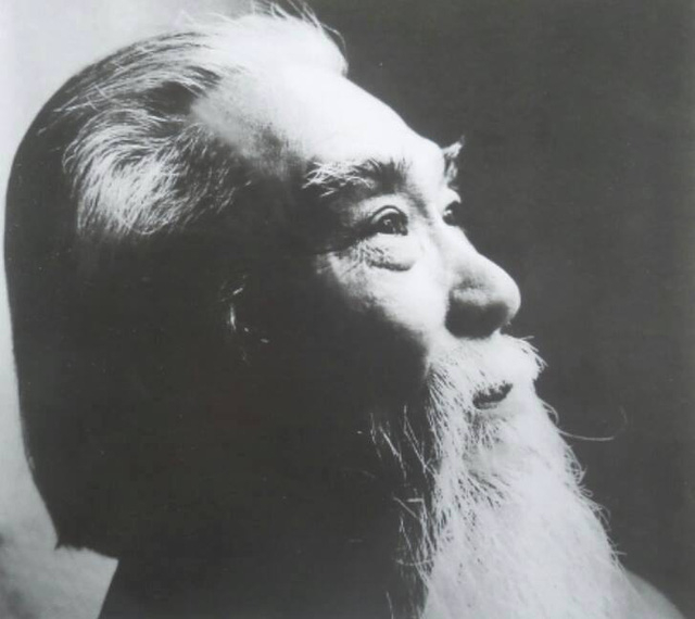 Ch&acirc;n dung họa sỹ Huỳnh Văn Thuận.