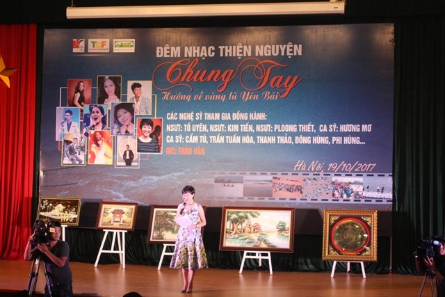 5 bức tranh được đấu gi&aacute; trong Đ&ecirc;m nhạc