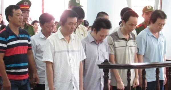 Kiến nghị điều tra, khởi tố việc cá nhân, doanh nghiệp đưa hối lộ