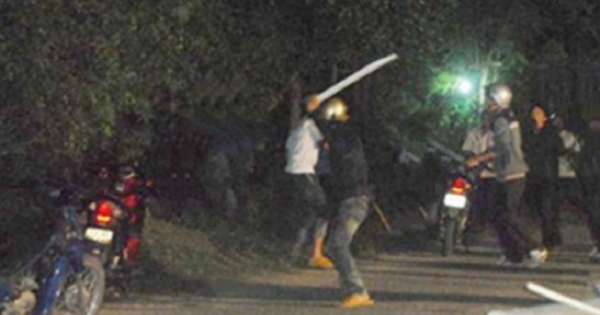 Bắt giữ ba nghi phạm trong vụ đâm nam thanh niên khi bảo vệ bạn gái