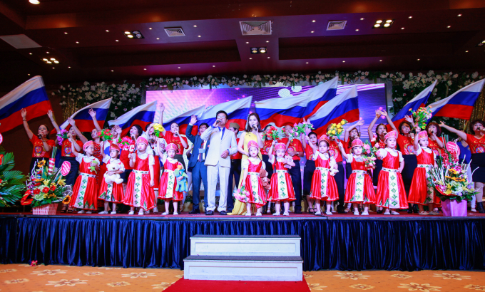 Hoài niệm Liên xô và tình yêu với nước Nga