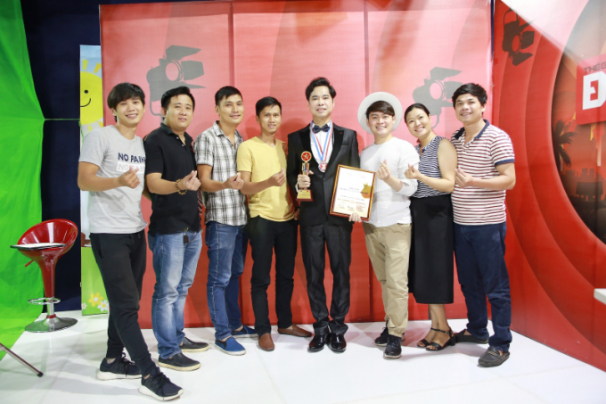 Danh ca &ndash; nhạc sĩ Ngọc Sơn lại nhận th&ecirc;m một danh hiệu uy t&iacute;n nữa trong sự nghiệp đầy th&agrave;nh tựu của m&igrave;nh đ&oacute; ch&iacute;nh l&agrave; &ldquo;Nh&agrave; hoạt động x&atilde; hội ti&ecirc;u biểu Ch&acirc;u &Aacute; Th&aacute;i B&igrave;nh Dương&rdquo;.