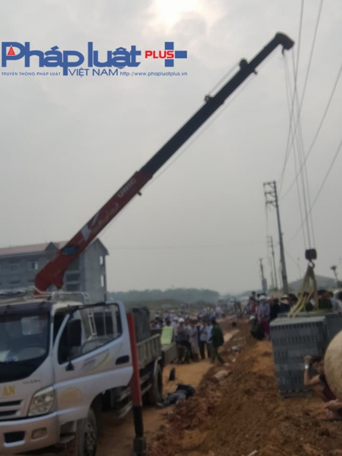 Anh Nguyễn mạnh Dũng tử vong ngay tại chỗ. (Ảnh: Tiến Vũ)