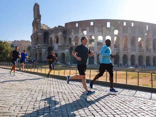 8Zuckerberg kh&ocirc;ng du lịch nhiều nhưng cũng kh&aacute; tốn k&eacute;m. Chi ph&iacute; đi lại v&agrave; an ninh của anh