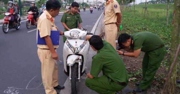 Xe tay ga trượt như bay trên đường, cô gái trẻ tử vong