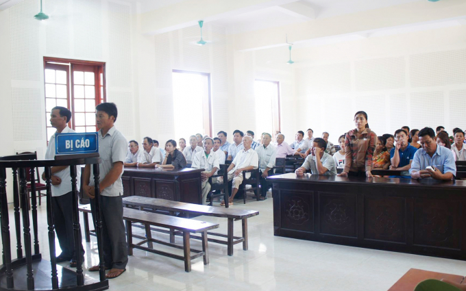 HĐXX ph&uacute;c thẩm đ&atilde; ho&atilde;n phi&ecirc;n t&ograve;a để triệu tập những người c&oacute; li&ecirc;n quan để l&agrave;m r&otilde; c&aacute;c t&igrave;nh tiết mới trong vụ &aacute;n.