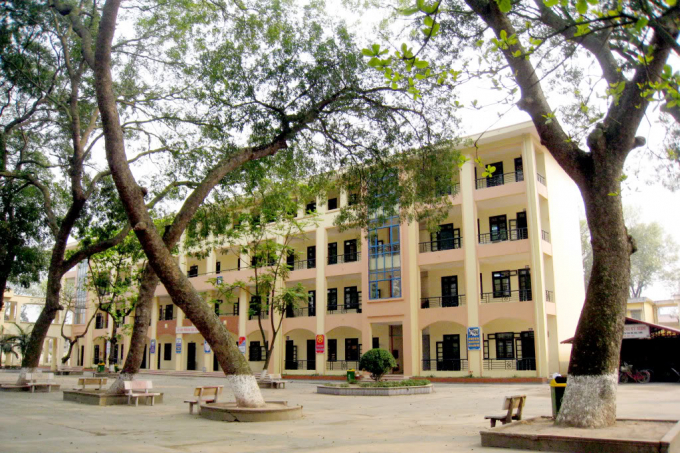 Trường THPT Dương X&aacute;.