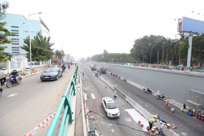 C&ocirc;ng tr&igrave;nh hầm chui đ&atilde; ho&agrave;n tất khoảng 90% khối lượng thi c&ocirc;ng.