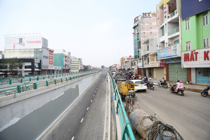 Hướng đường hầm chui nối về ph&iacute;a n&uacute;t giao th&ocirc;ng từ Điện Bi&ecirc;n Phủ xuống khu vực Ng&atilde; ba Huế.
