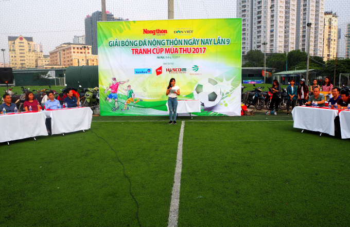 &nbsp;Giải b&oacute;ng đ&aacute; b&aacute;o N&ocirc;ng th&ocirc;n Ng&agrave;y nay lần thứ 9 &ndash; C&uacute;p M&ugrave;a thu 2017 đ&atilde; ch&iacute;nh thức khởi tranh.