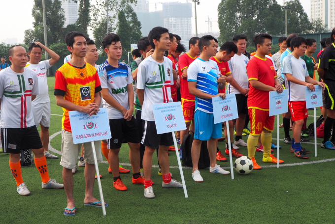 Khai mạc Giải b&oacute;ng đ&aacute; b&aacute;o N&ocirc;ng th&ocirc;n Ng&agrave;y nay lần thứ 9 &ndash; C&uacute;p M&ugrave;a thu 2017