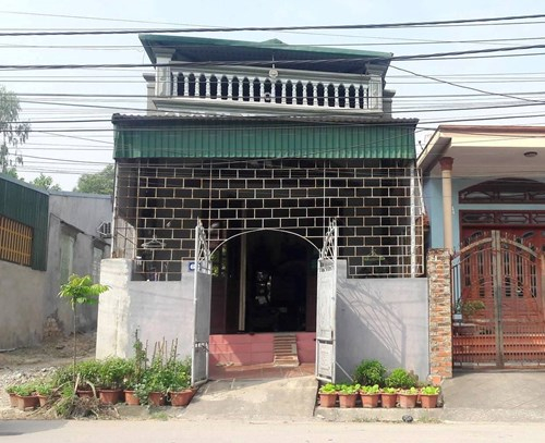 Thửa đất v&agrave; ng&ocirc;i nh&agrave; của &ocirc;ng T&aacute;m &ndash; b&agrave; Yến bị TAND sơ thẩm Quảng Ninh tuy&ecirc;n hủy GCNQSDD tại phường Thanh Sơn, TP. U&ocirc;ng B&iacute;.&nbsp;