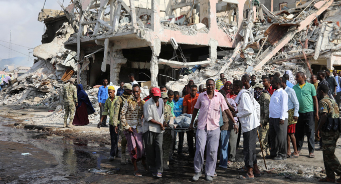 Hiện trường xảy ra vụ nổ bom. (Ảnh: Reuters)