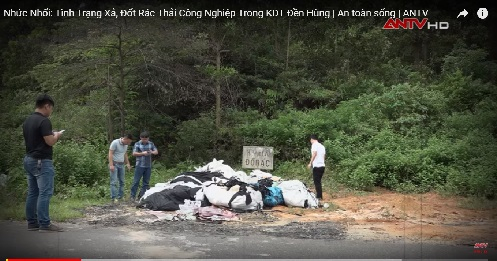 Nhức nhối tình trạng xả, đốt rác thải trong Khu di tích Đền Hùng