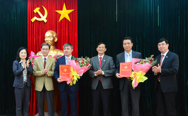 Nh&acirc;n sự mới 14 địa phương