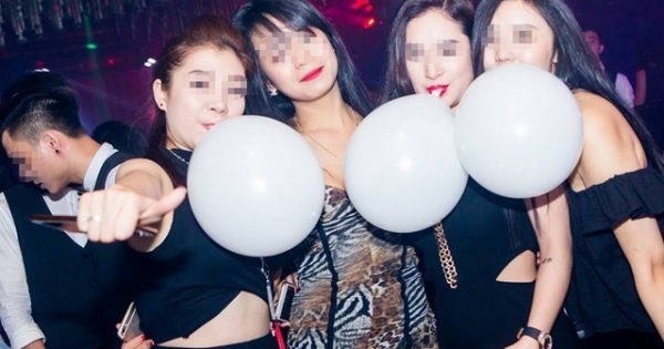 Bóng cười, shisha "mặt hàng ưa chuộng" của nhiều bạn trẻ