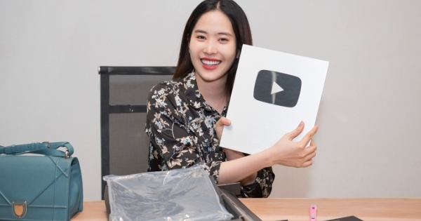 Nam Em lộ diện với thân hình mảnh mai, tự lái xe đi nhận nút bạc Youtube