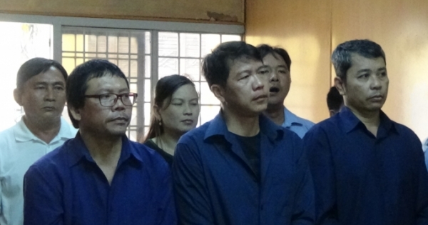 Các bị cáo trong đường dây buôn lô gô "xe vua" thừa nhận hành vi