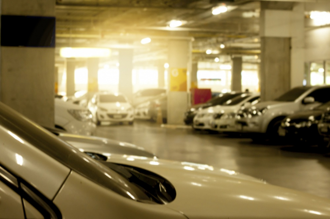 Mua căn hộ cao cấp nhưng kh&ocirc;ng đủ chỗ để xe &ocirc;t&ocirc; l&agrave; vấn đề đang rất được quan t&acirc;m.