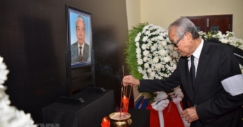 Hình ảnh lễ viếng, mở sổ tang nguyên Tổng Bí thư Đỗ Mười tại các nước