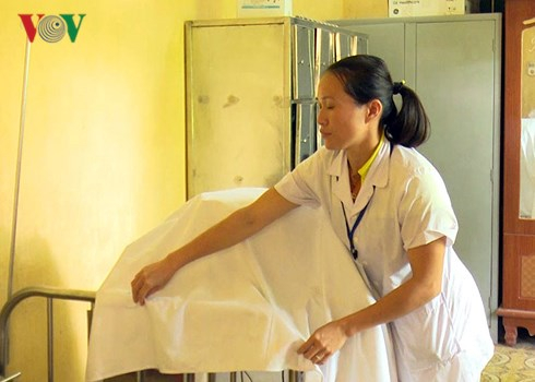 Hầu hết thiết bị y tế được trang bị rồi về... ''đắp chiếu''.