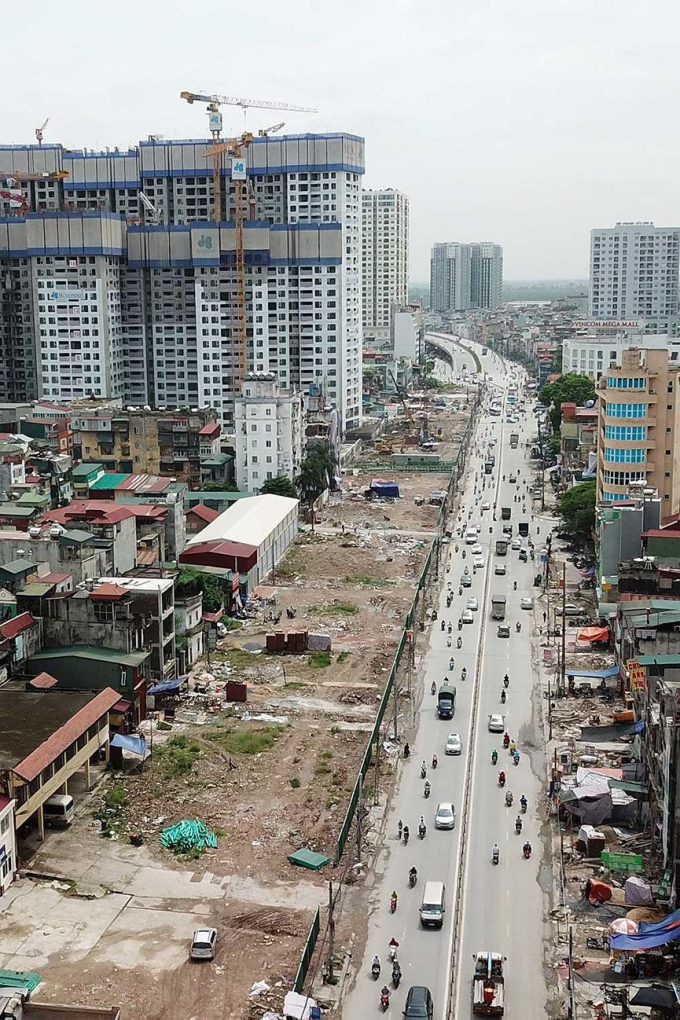 Hạ tầng lu&ocirc;n l&agrave; lực t&aacute;c động lớn tới gi&aacute; trị bất động sản. Ch&iacute;nh v&igrave; vậy, ngay sau khi đoạn đường được mở rộng, gi&aacute; trị bất động sản khu vực đ&atilde; tăng ch&oacute;ng mặt.