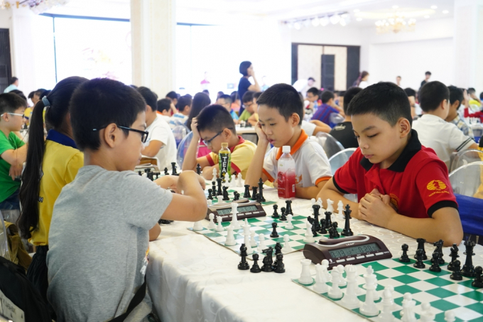 Giải quy tụ 720 k&igrave; thủ nh&iacute; đến từ nhiều tỉnh th&agrave;nh tr&ecirc;n cả nước như H&agrave; Nội, Bắc Ninh, Hải Ph&ograve;ng, H&agrave; Nam, Quảng B&igrave;nh, H&agrave; Tĩnh, Nghệ An, Thanh H&oacute;a...