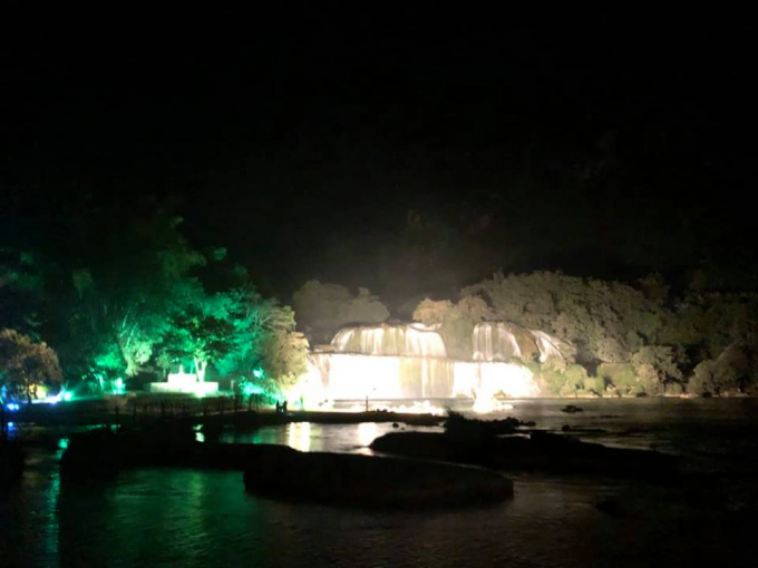 Th&aacute;c Bản Giốc huyền ảo sẽ được trở th&agrave;nh s&acirc;n khấu trong đ&ecirc;m khai mạc.