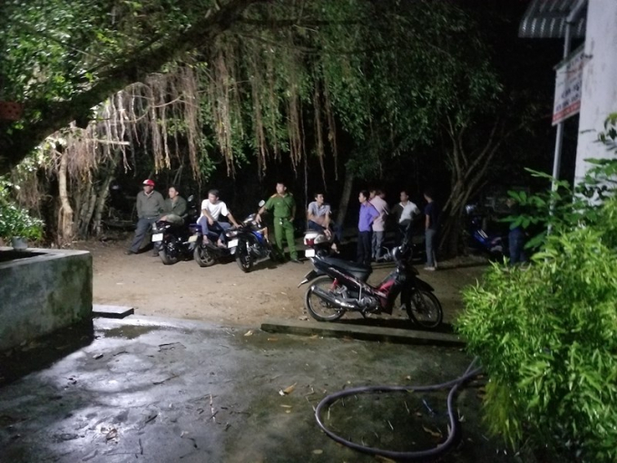 Hiện trường vụ việc một người đ&agrave;n &ocirc;ng tử vong bất thường tại nh&agrave; ri&ecirc;ng.