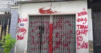 Cô giáo bị ‘khủng bố’, viết đơn xin giang hồ cho đi dạy