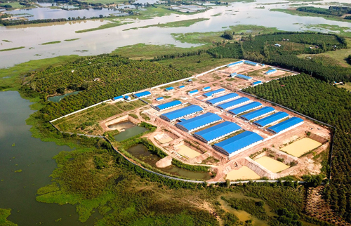 Trang trại heo x&acirc;y tr&aacute;i ph&eacute;p ở hồ Trị An: Bị buộc th&aacute;o dỡ