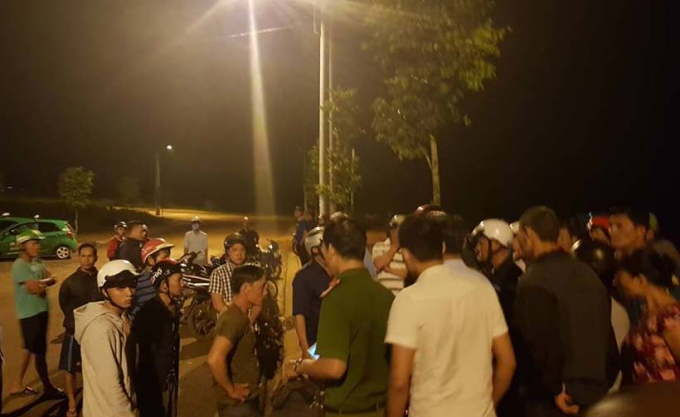 Cơ quan chức năng c&oacute; mặt tại hiện trường.