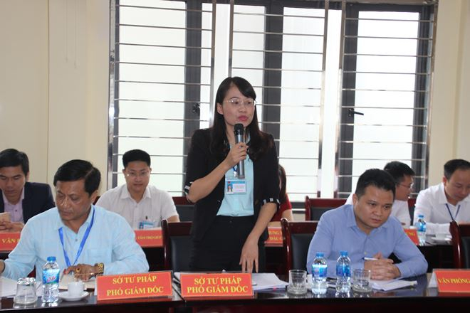 B&agrave; Vũ Thị Lệ Hằng, Ph&oacute; Gi&aacute;m đốc Sở Tư ph&aacute;p cho biết Th&aacute;i Nguy&ecirc;n hiện kh&ocirc;ng c&ograve;n Sở, ng&agrave;nh n&agrave;o c&oacute; Ph&ograve;ng Ph&aacute;p chế