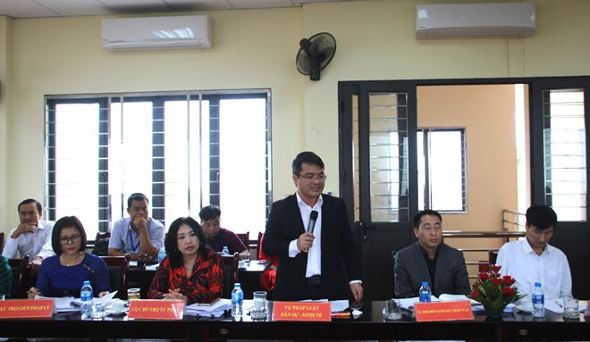 &Ocirc;ng Nguyễn Thanh T&uacute;, Vụ trưởng Vụ Ph&aacute;p luật D&acirc;n sự - H&agrave;nh ch&iacute;nh kiến nghị l&atilde;nh đạo UBND tỉnh Th&aacute;i Nguy&ecirc;n quan t&acirc;m hơn tới c&ocirc;ng t&aacute;c ph&aacute;p chế tr&ecirc;n địa b&agrave;n