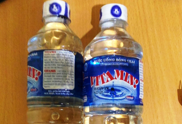 Mẫu chai bị thu hồi.