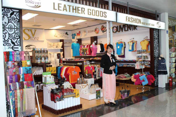 Một quầy h&agrave;ng của C&ocirc;ng ty Cổ phần S&oacute;ng Việt. Ảnh Songviet.com.vn